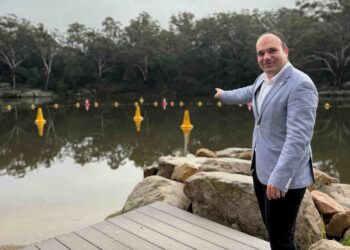 Sydney's first live water quality monitoring buoy