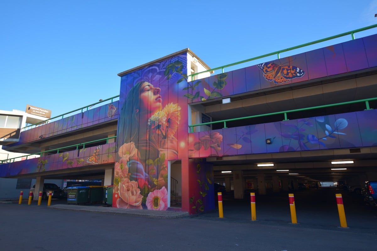 New mural celebrates community